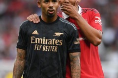 阿莫林公开解约曼联：球员决绝表态，曼联高层面临压力与抉择